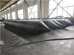 Skib rullende luftballon til lancering og docking i skibsværft